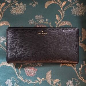 EUC Kate Spade Black Textured Leather Snap Closure Wallet